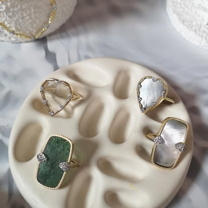 Bague Sangha — Nacre grise T.56