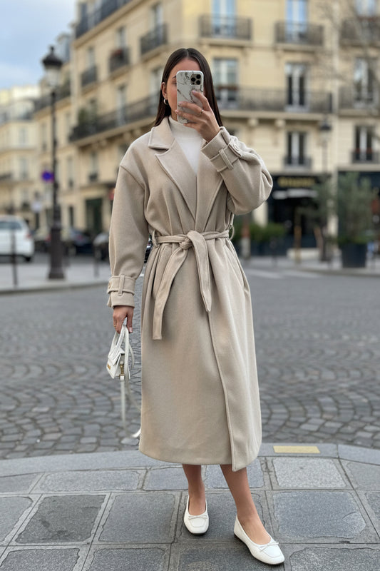 Manteau à poches avec ceinture