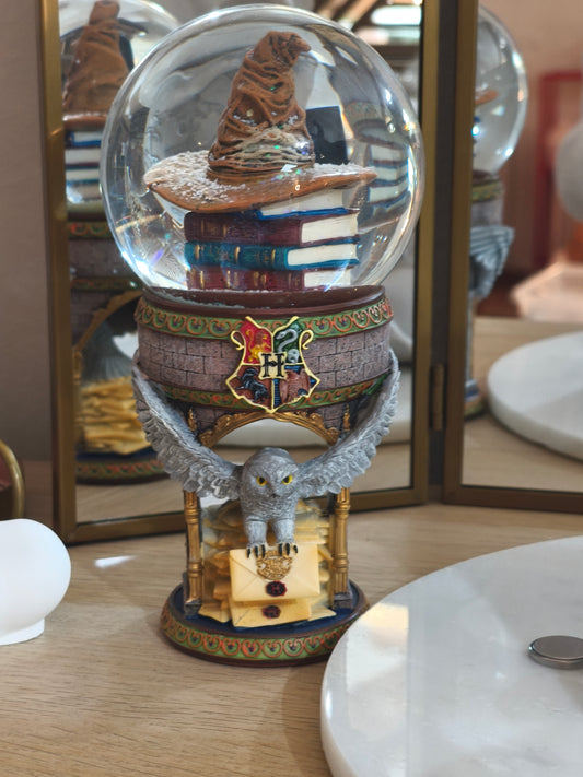 HARRY POTTER - Collège Poudlard - Boule à Neige 17cm