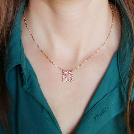 Collier Simone Rose poudré