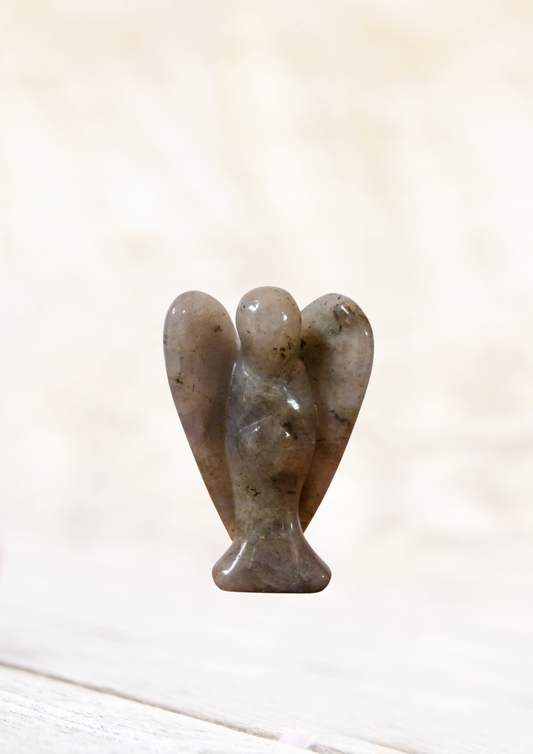 Ange en labradorite
