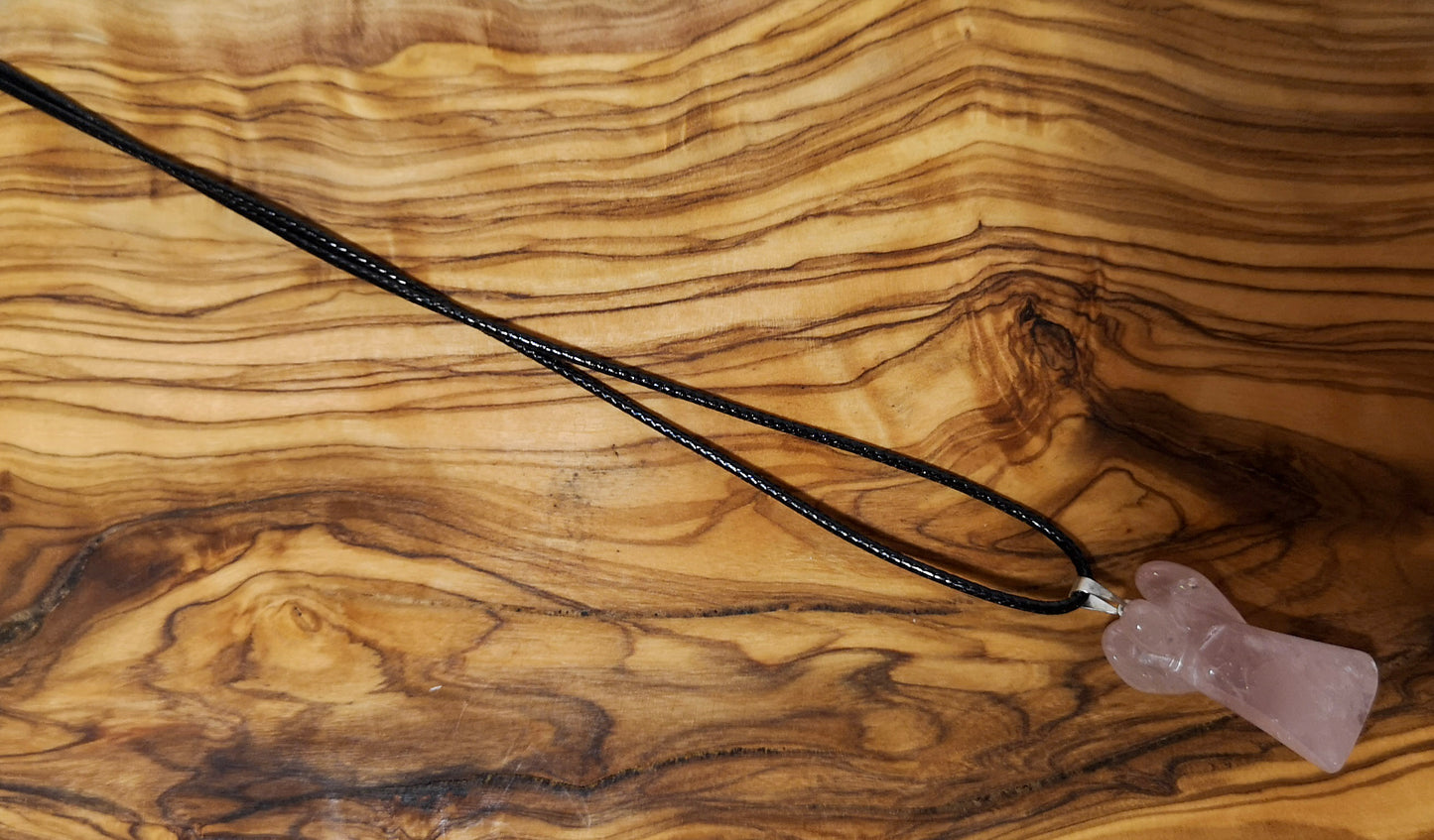Collier ange en quartz rose