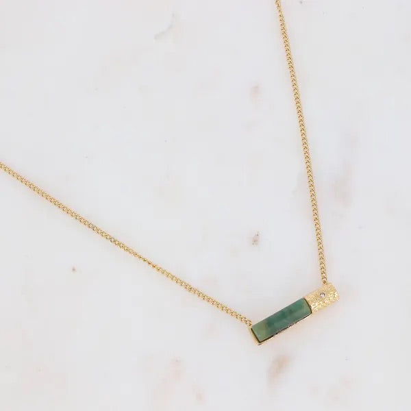 Collier Cyle doré avec pierre jaspe vert