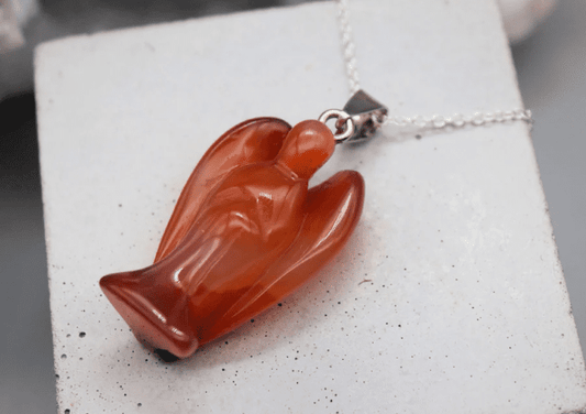 Pendentif Ange sculpté