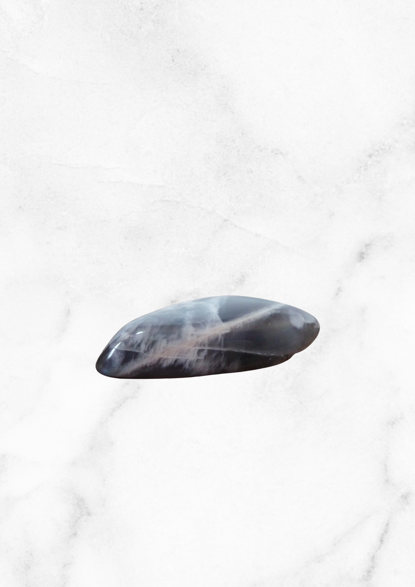 Pierre de lune roulée