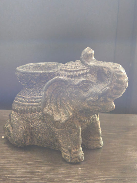 Brûleur d'Encens & Bougeoir Éléphant (noir antique)