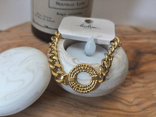 Golden joyania bracelet