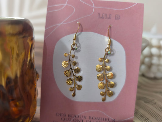 Foliage and pearl earrings