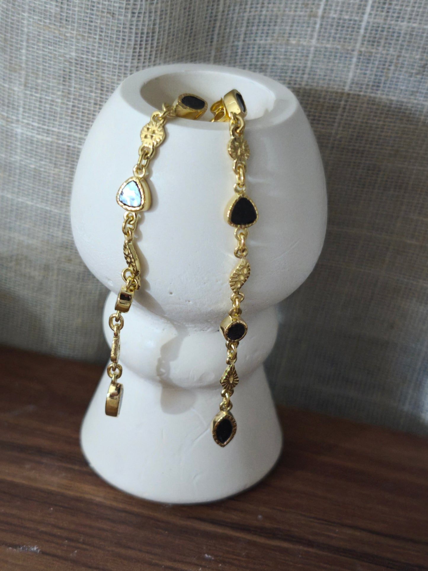 Boucles d’oreilles Macha — Onyx texturé