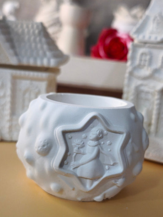 Pot  " On ne voit bien qu'avec le coeur "