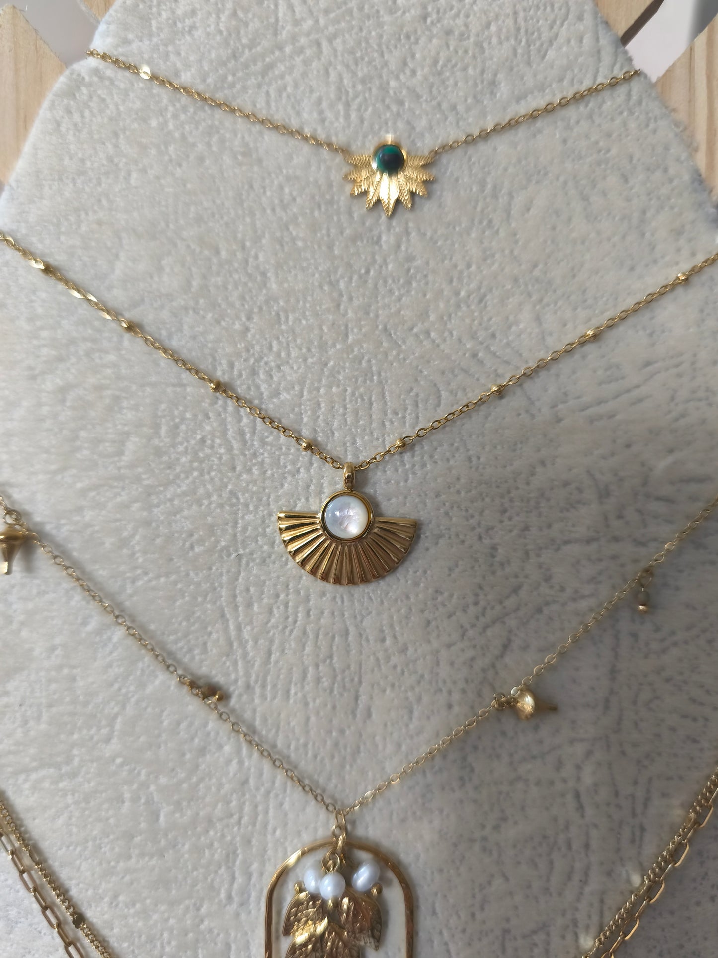 Collier Sarah