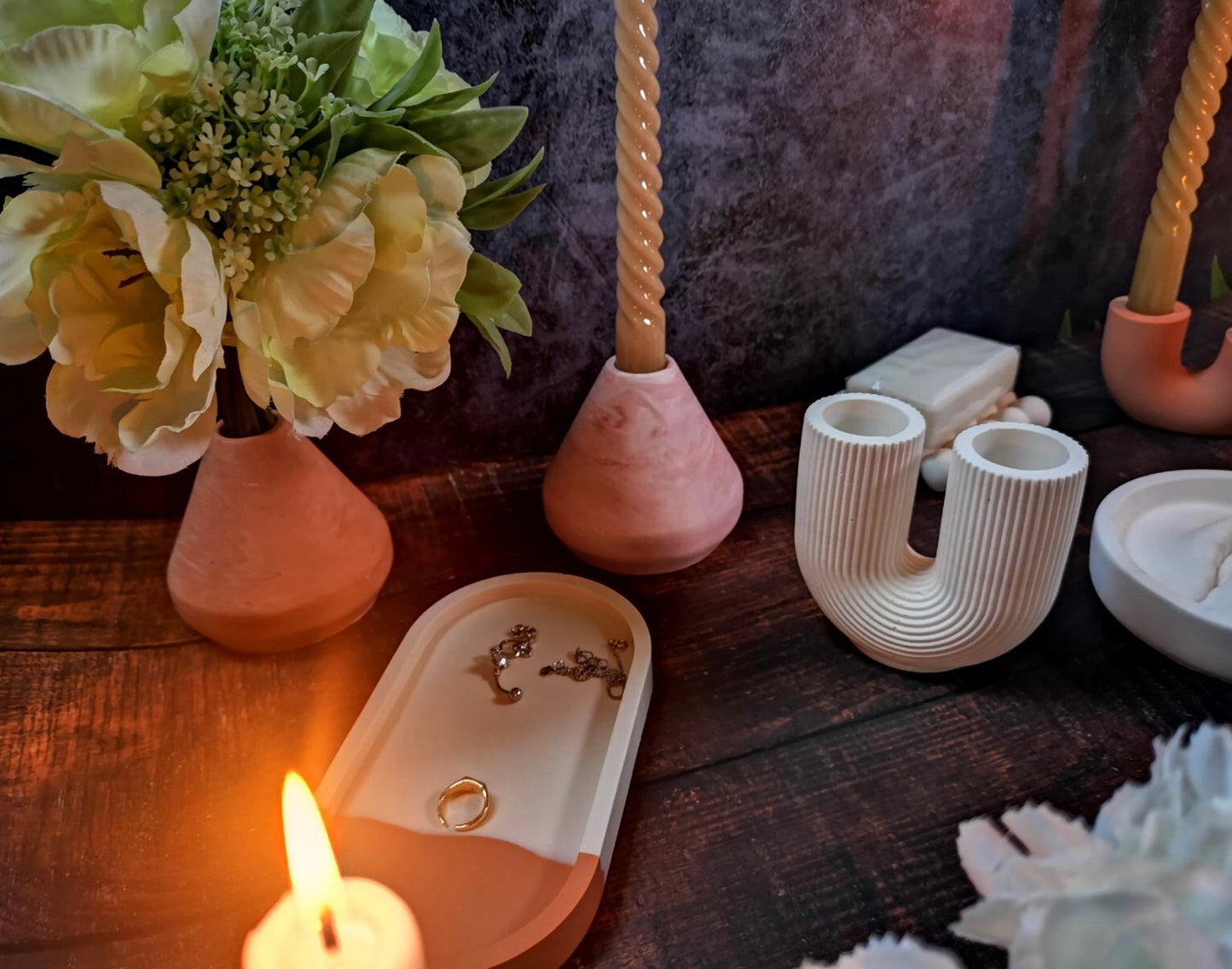 Vase orangé