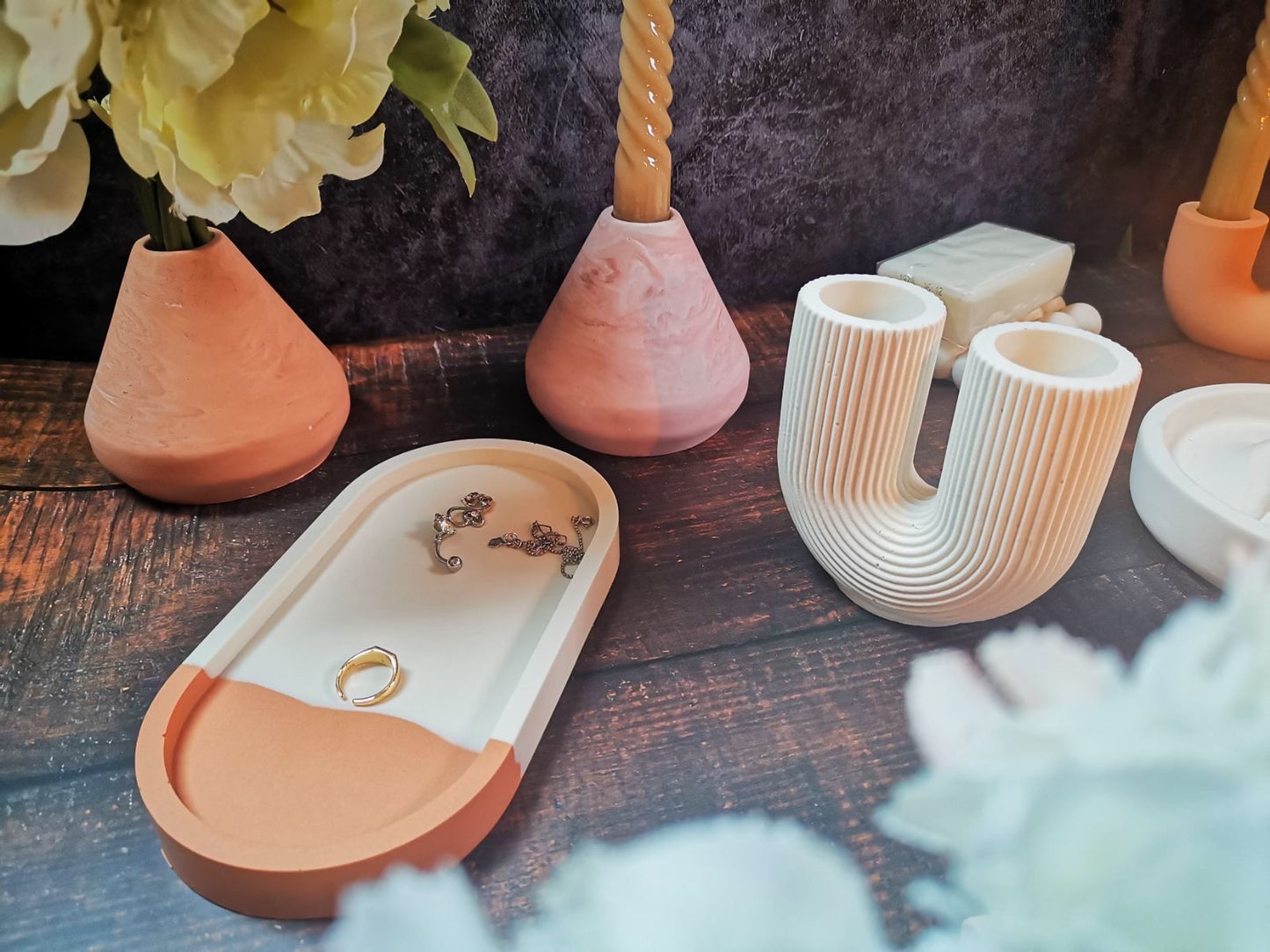 Vase orangé