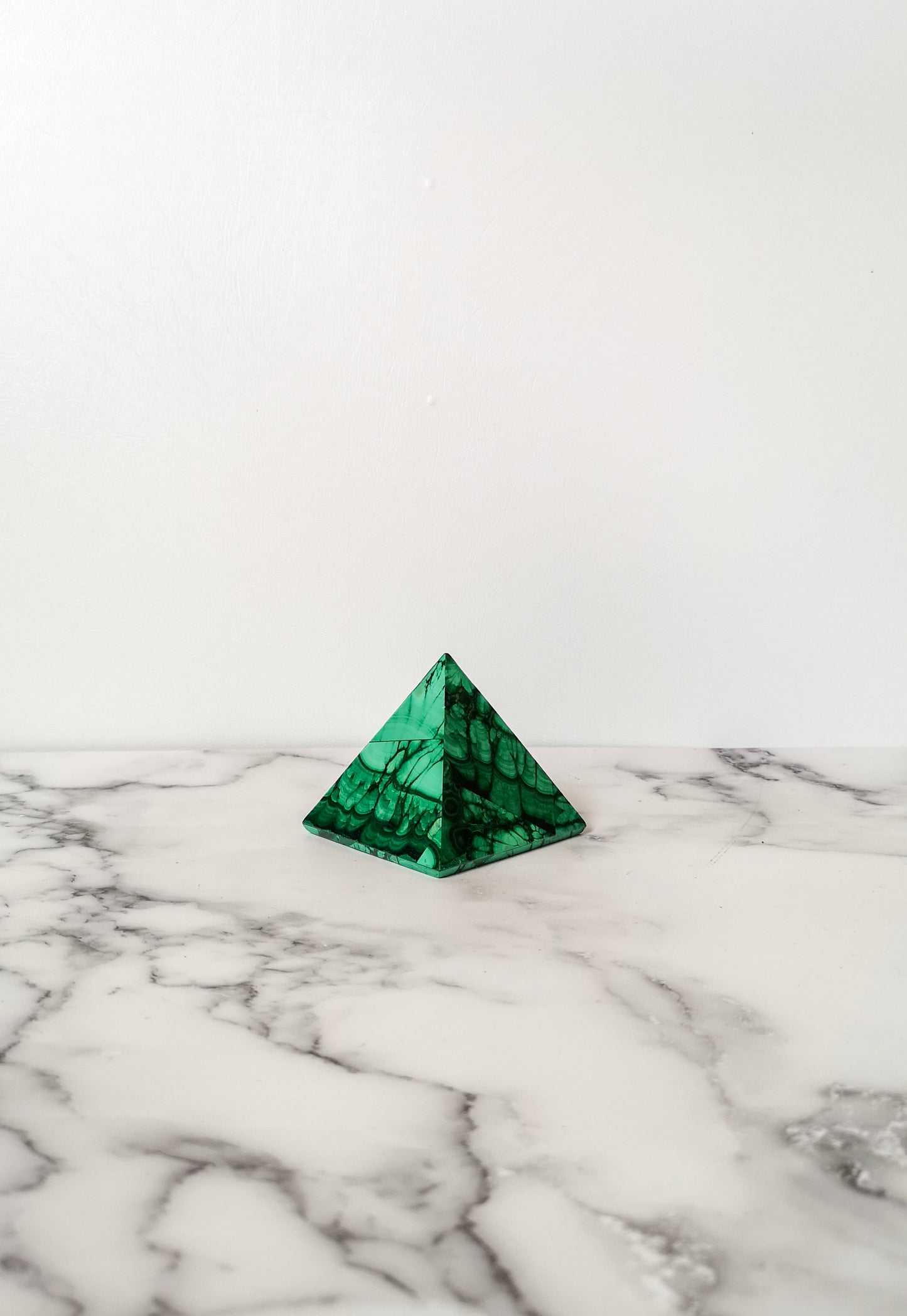Pyramide en malachite