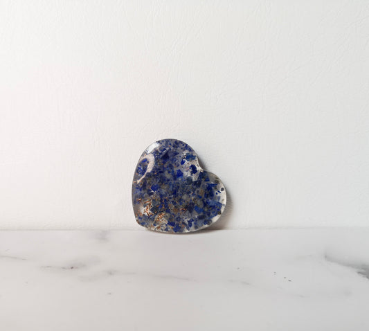Cœur en résine lapis-lazuli